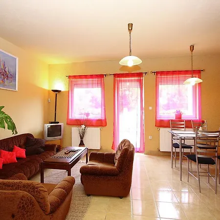Holiday Home Balaton H2073