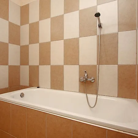 Holiday Home Balaton H2073 Balatonoszod